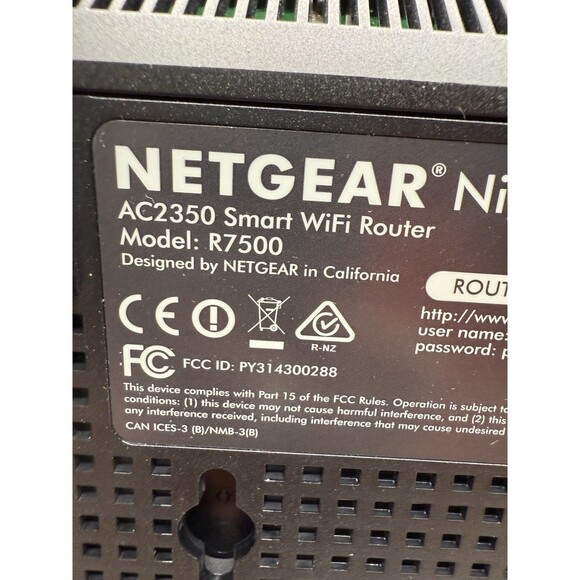 Netgear Nighthawk X4 R7500 2330 Mbps 4-Port Gb Wireless N Router Fast Games Test - Picture 2 of 16